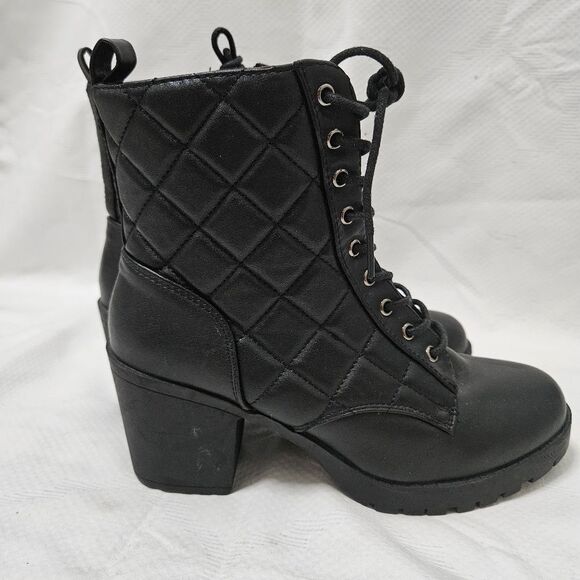 Zigi Soho Moritz Chunky Ankle Leather Heeled Boots Women's 9 Black Quilted EUC - Picture 11 of 12